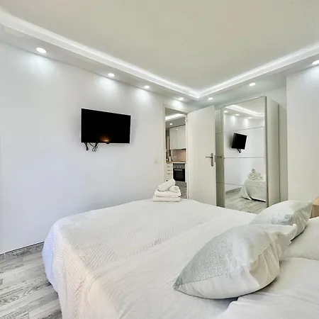 Torres De Yomely - M1c Apartment