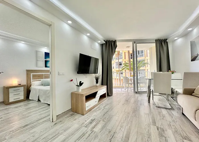 Torres De Yomely - M1c * 美洲海滩